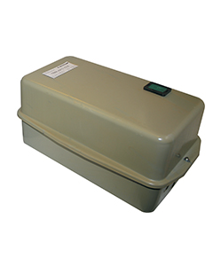 ПМА-3210 У3 В, 380В,1з,40А,нереверс.,с реле РТТ-141 28,0-40,0А, в корпусе IP40, с кнопкой R  (ЭТ)