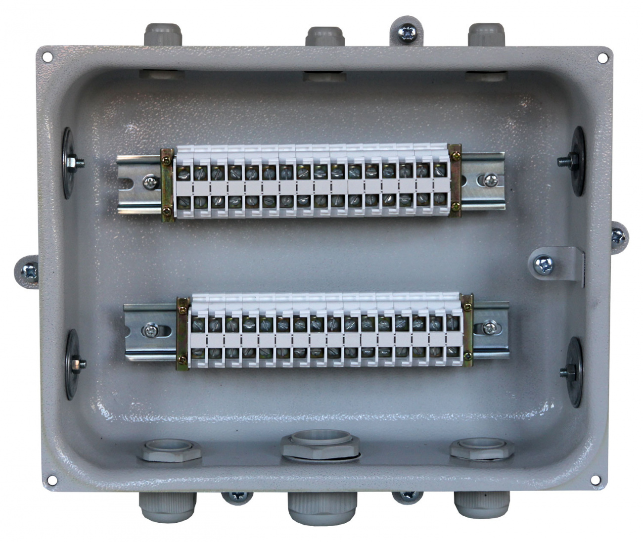 КЗНС-32 У2, 32 зажима, IP54 (пластиковые вводы PG)