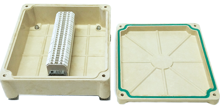 КСП-25/00/20 У2, 20 клемм, IP65 (без каб. вводов)